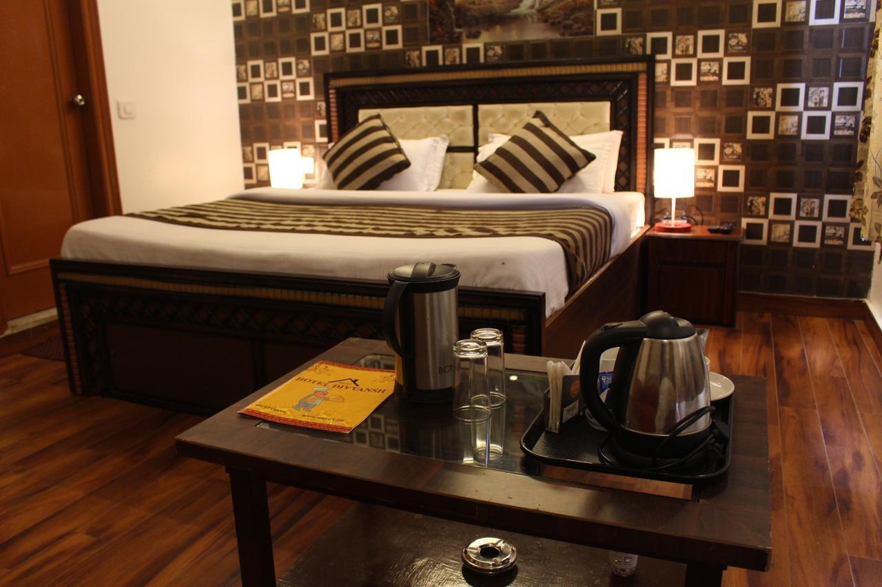 Divyansh Hotel Νταραμσάλα Εξωτερικό φωτογραφία