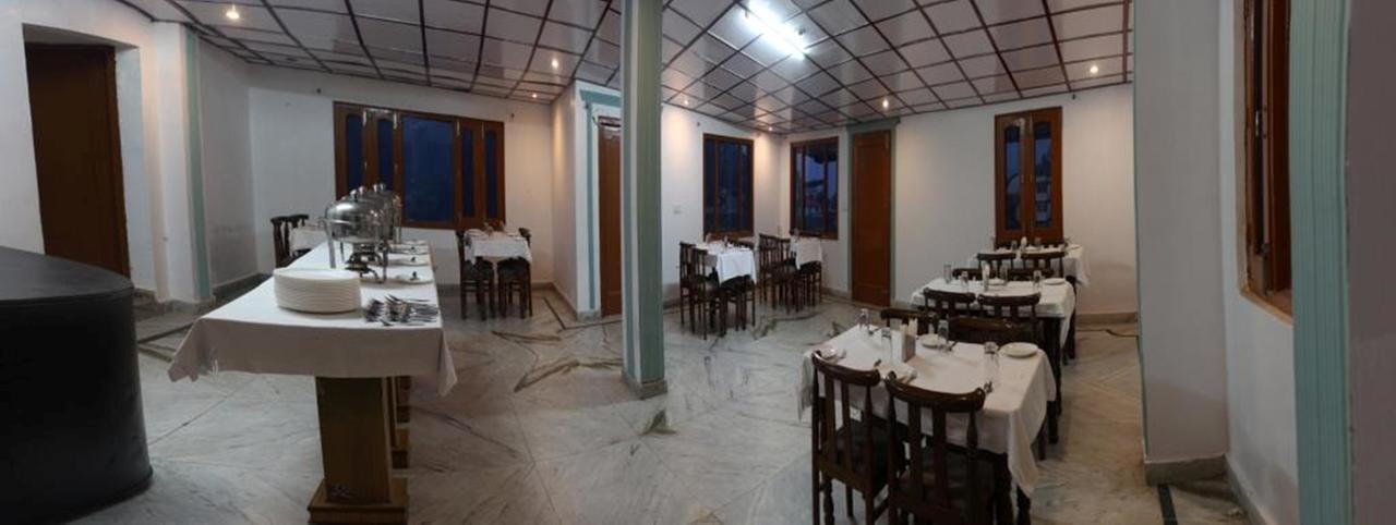 Divyansh Hotel Νταραμσάλα Εξωτερικό φωτογραφία
